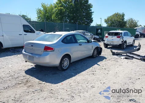 2008 Ford Focus Se/Ses из США, поврежденный, VIN 1FAHP33N88W170466